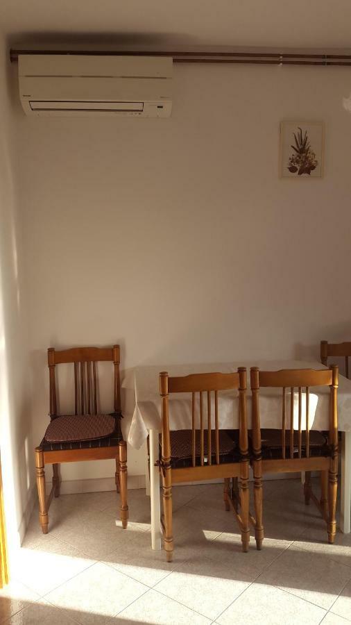 Ljubica Appartement Žbandaj Buitenkant foto